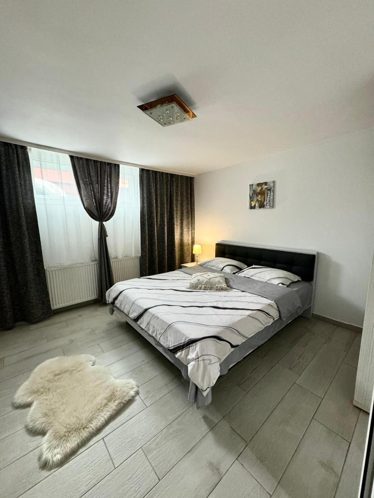 Appartement La Relax à Braşov Extérieur photo