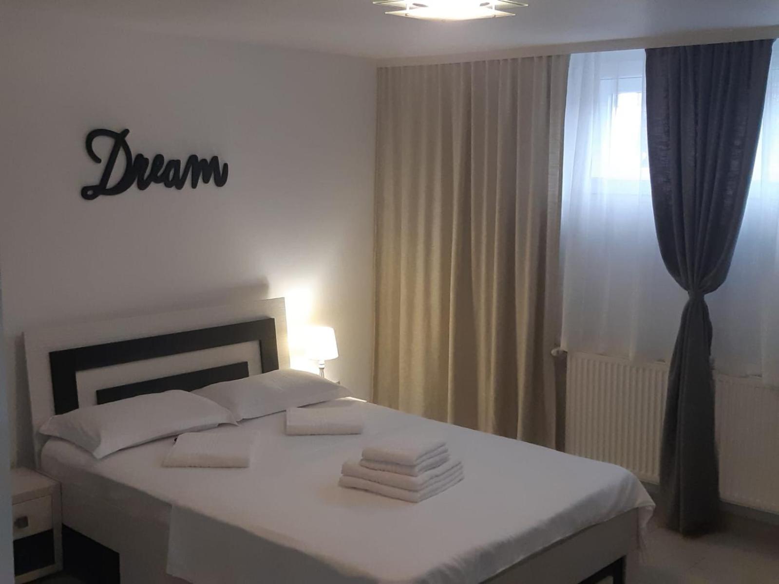 Appartement La Relax à Braşov Extérieur photo